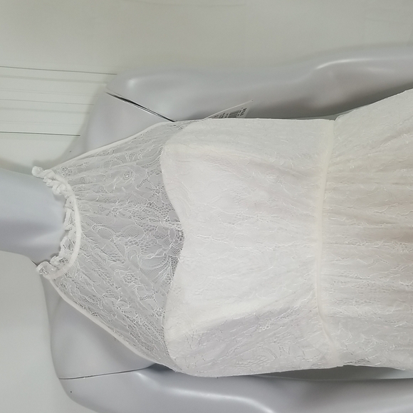 David's Bridal SZ 8 Wedding Dress Ivory High Neck Empire Waist Lace Halter FLAW - Picture 4 of 17